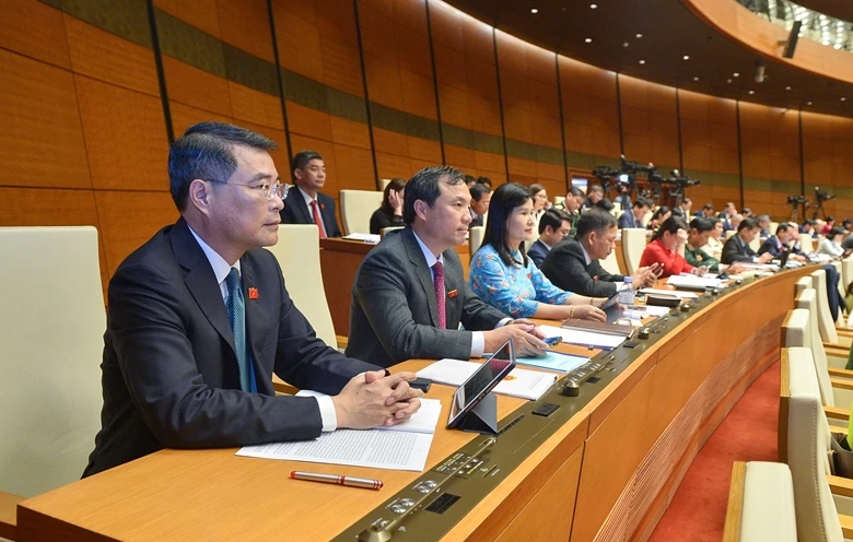 Các đại biểu tham dự phiên khai mạc.