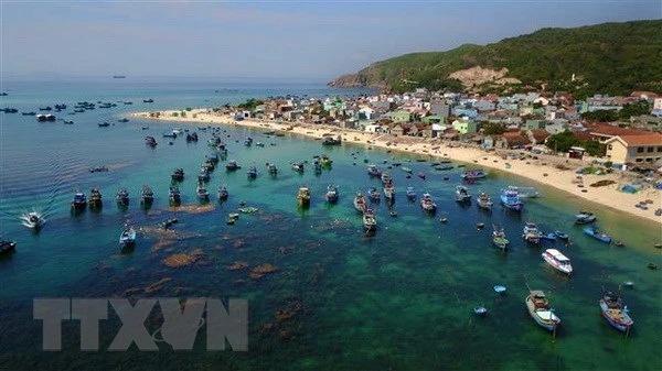 Du lịch biển Quy Nhơn. Ảnh: Thành Đạt/TTXVN
