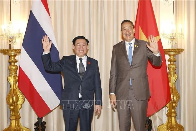 Chủ tịch Quốc hội Vương Đình Huệ hội kiến Thủ tướng Vương quốc Thái Lan Srettha Thavisin - Ảnh: TTXVN