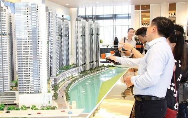 Theo Bộ trưởng Nguyễn Thanh Nghị, cá nhân môi giới bất động sản chỉ phải chịu trách nhiệm trong trường hợp cung cấp thông tin không đúng, không đủ.