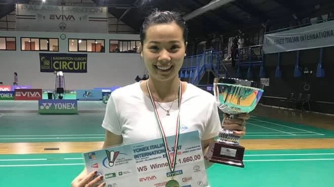 Tay vợt nữ Nguyễn Thùy Linh.
