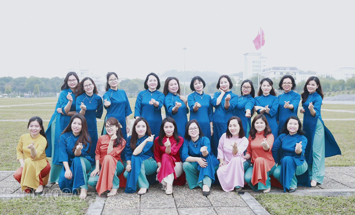 trang-phuc-dan-toc-1.jpg