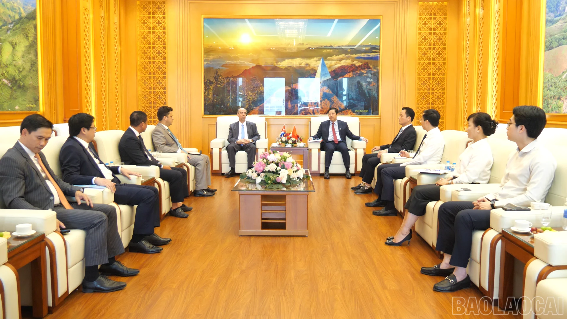 baolaocai-br_cu-ba00-04-41-14still005.png
