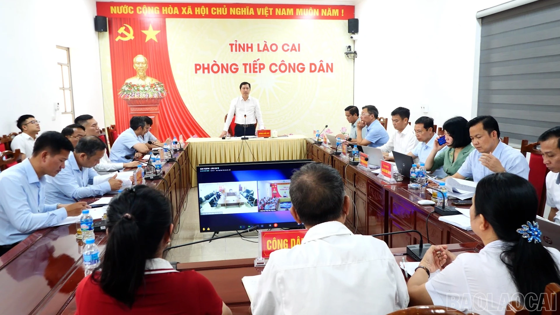 baolaocai-br_trao-bia-do00-35-36-20still010.jpg
