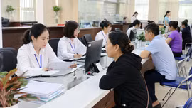 Bộ Nội vụ hướng dẫn điều kiện tiếp nhận nhân sự vào công chức