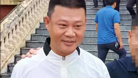 Từng được tuyên vô tội, cựu Phó Bí thư Tỉnh đoàn Yên Bái bị xét xử lại tại Hà Nội