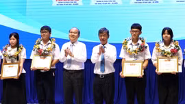 17 thủ khoa đạt 30/30 điểm vào ngành Sư phạm Toán