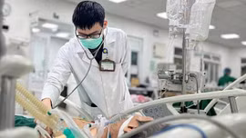 Cúm A vào mùa ở Hà Nội, bác sĩ cảnh báo tình trạng trẻ co giật