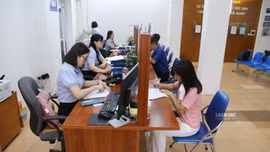 Bộ Nội vụ hướng dẫn xếp ngạch công chức với cán bộ HĐND cấp tỉnh, cấp xã