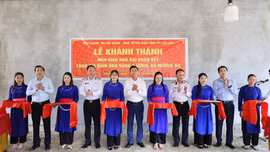 Khánh thành, bàn giao nhà Đại đoàn kết cho hộ khó khăn ở Mường Bo