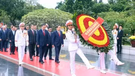 Lãnh đạo Đảng, Nhà nước đặt vòng hoa tại Đài tưởng niệm các Anh hùng liệt sĩ