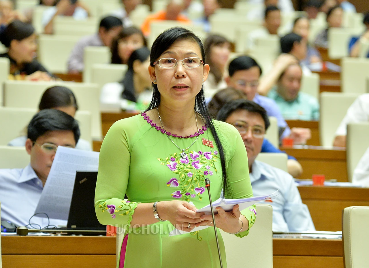 116PHAN-THI-MY-DUNG---LONG-AN.jpg