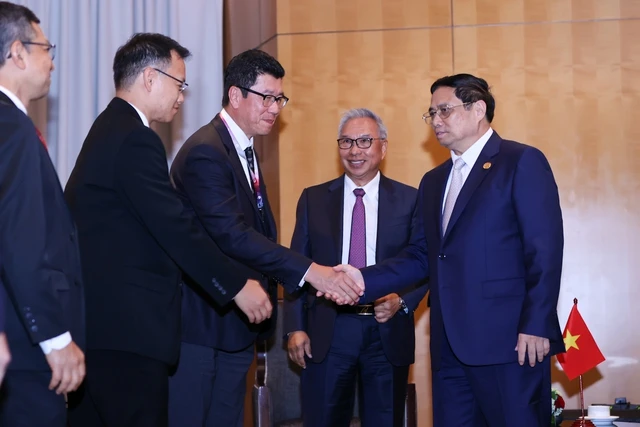Thủ tướng Phạm Minh Chính tiếp lãnh đạo các tập đoàn lớn của Indonesia.