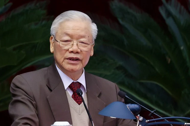Tổng Bí thư luôn ghi nhớ, luôn nhắc nhở mọi người lời dạy của Chủ tịch Hồ Chí Minh: Tham nhũng là hành vi "ăn cắp của công làm của tư"; tham ô, tham nhũng là "giặc nội xâm", tham nhũng, tiêu cực là "khuyết tật bẩm sinh" của quyền lực.