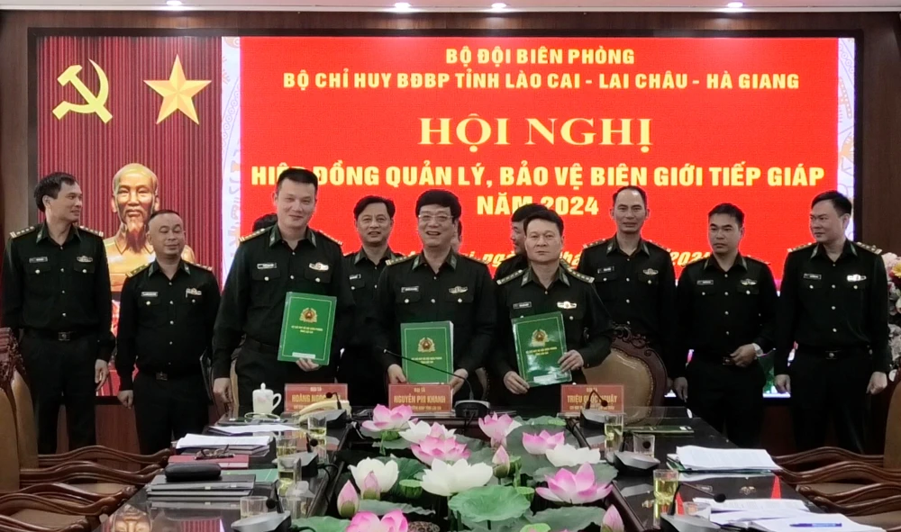 BĐBP 3 TỈNH LÀO CAI - HÀ GIANG - LAI CHAI KÝ KẾT BIÊN BẢN PHỐI HỢP NĂM 2024.jpg