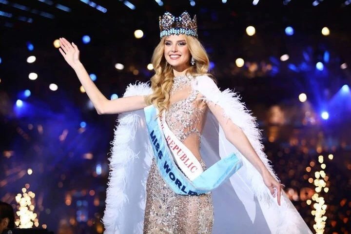 Chung kết Miss World 2023 lần thứ 71 diễn ra tối 9/3 với sự tham gia của các người đẹp đến từ 112 quốc gia và vùng lãnh thổ. Đêm chung kết được tổ chức tại Trung tâm Hội nghị World Jio, Mumbai, Ấn Độ với sức chứa hơn 10.000 người.