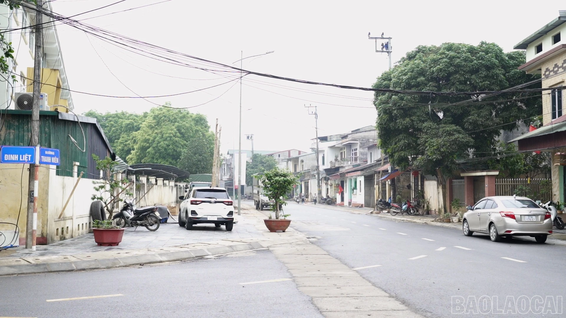 baolaocai-br_sequence-0400-02-15-05still001.jpg