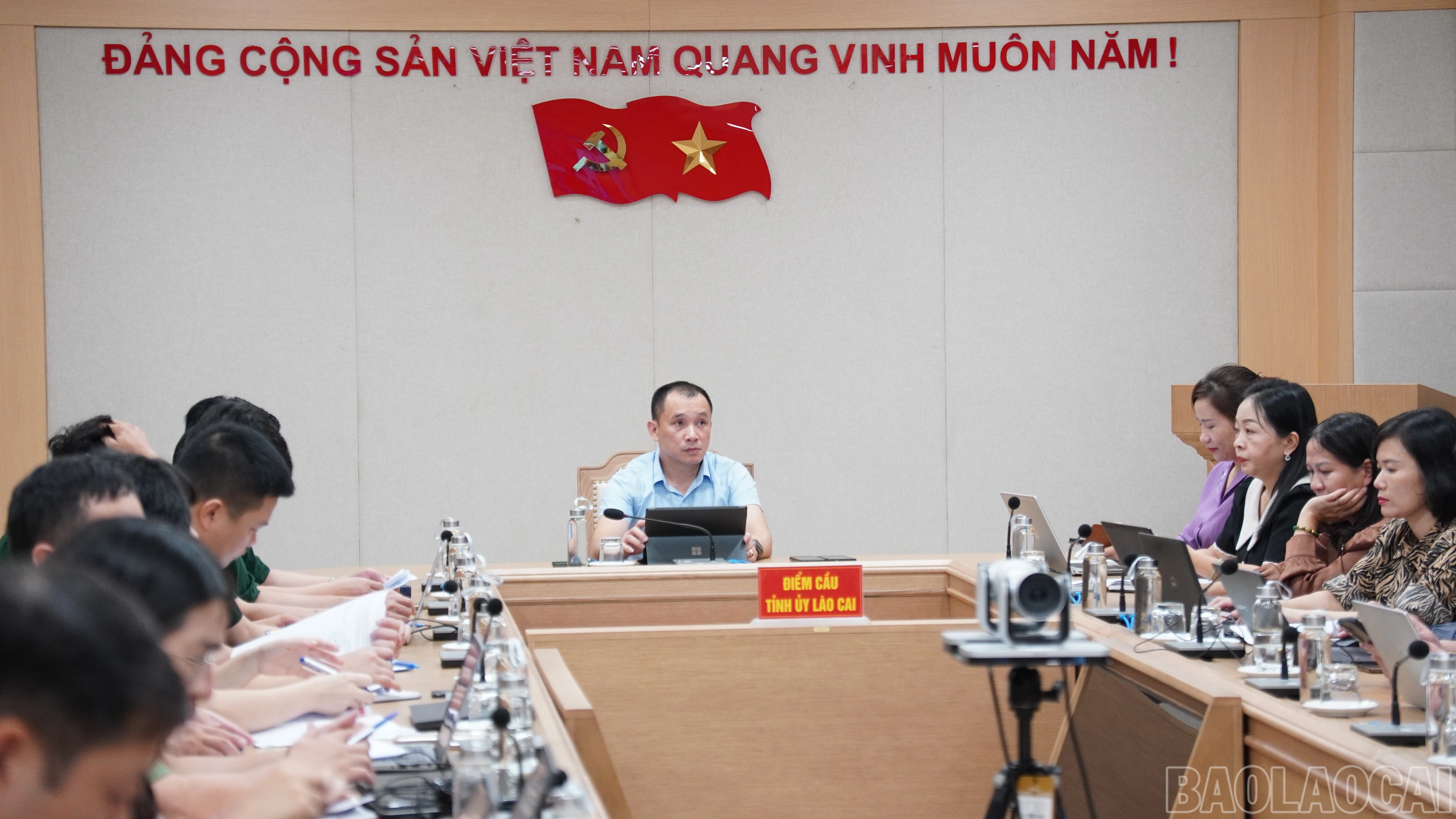baolaocai-br_fpt04012.jpg