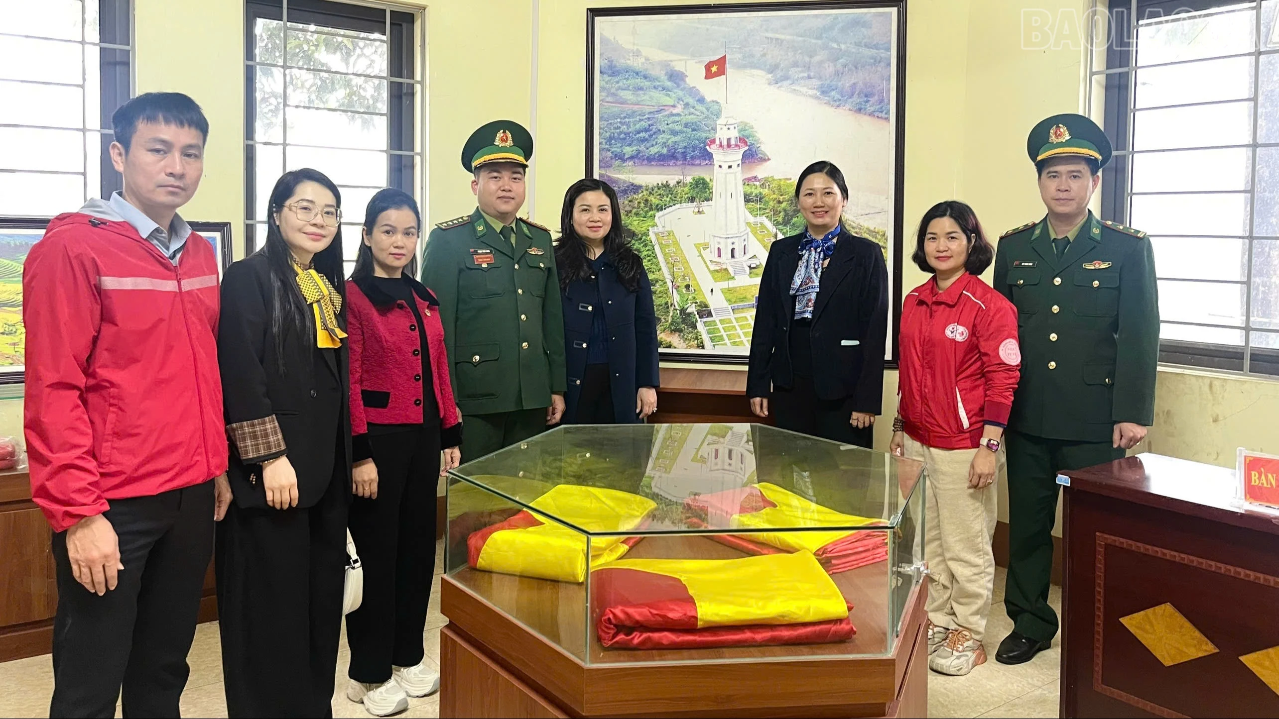 baolaocai-tr_z7486282401807-19fc24560451bc86c063b2080d8bd046-6370.jpg