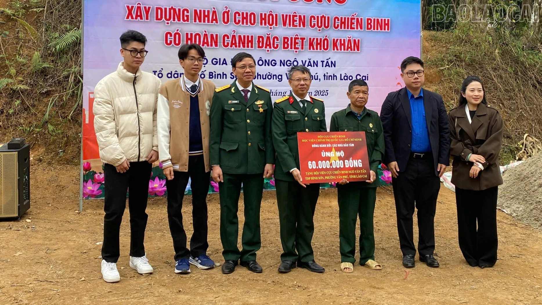 baolaocai-tr_z7373137604942-8ac3939fdf327c7018ef56a8e0d6e4d9.jpg