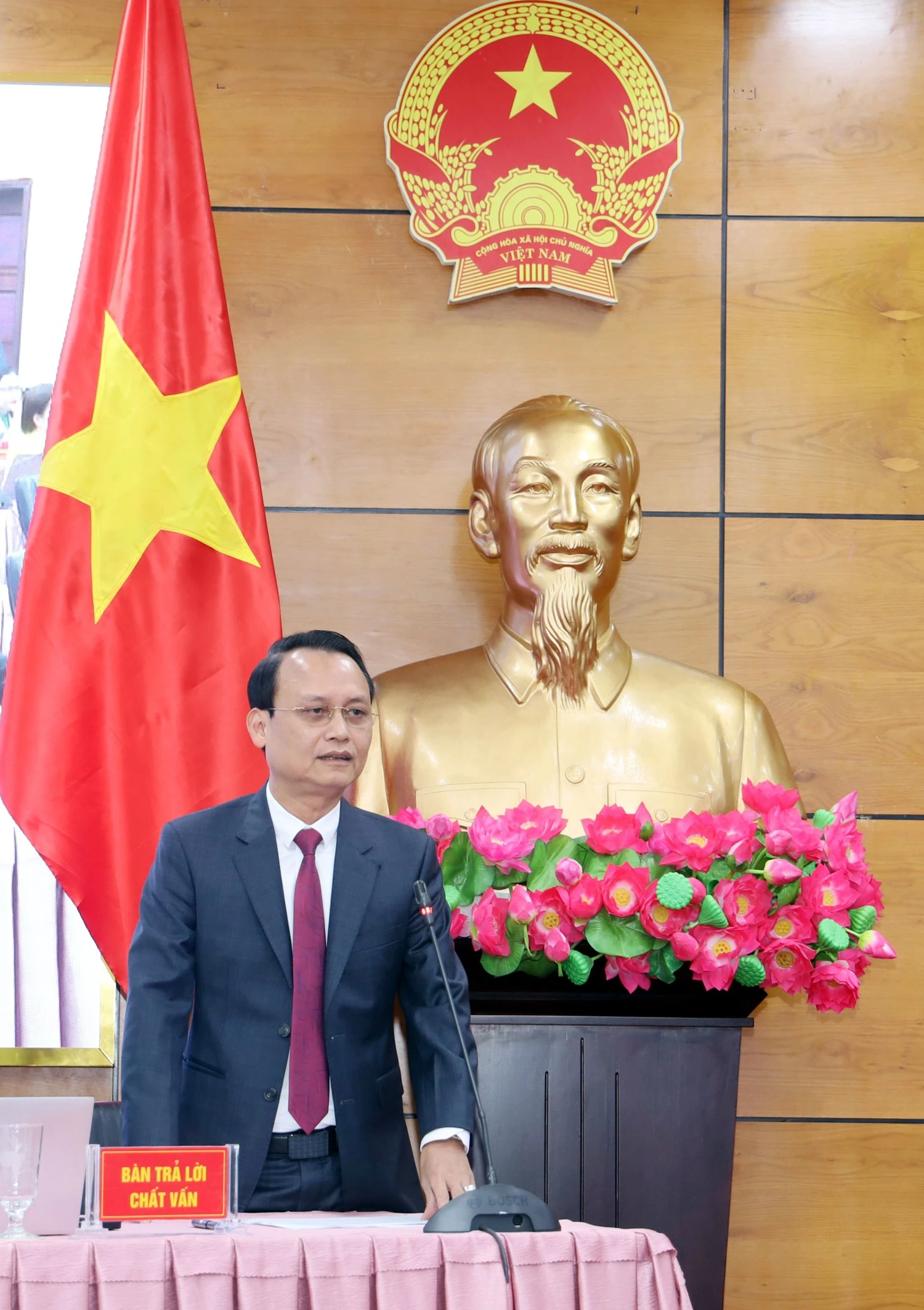 lan-612-trong.jpg