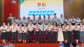 Lãnh đạo tỉnh gặp mặt đại biểu dự Đại hội cháu ngoan Bác Hồ