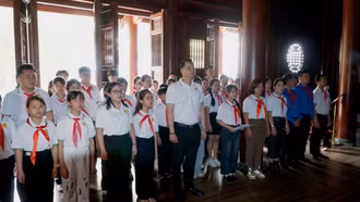 Đại biểu dự Đại hội Cháu ngoan Bác Hồ tỉnh Lào Cai lần thứ VII báo công dâng Bác