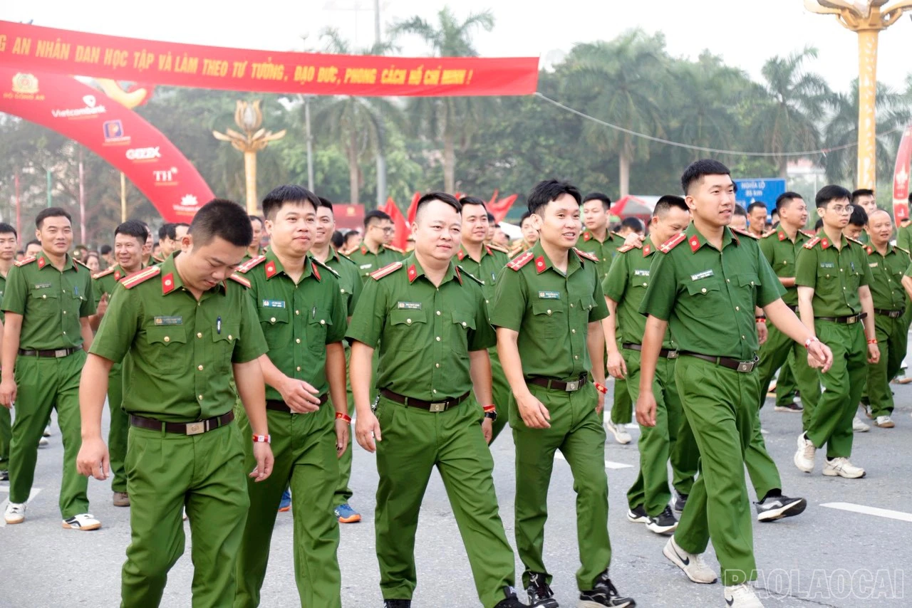 baolaocai-br_z6911911603244-6d009bf90ce30a6479801162df762dab.jpg