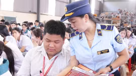 Lào Cai đẩy mạnh tuyên truyền phòng, chống thuốc lá điện tử trong trường học