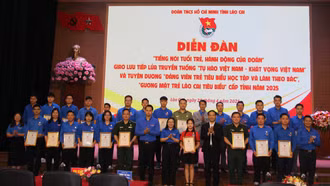 Giao lưu tiếp lửa truyền thống “Tự hào Việt Nam - khát vọng Việt Nam”