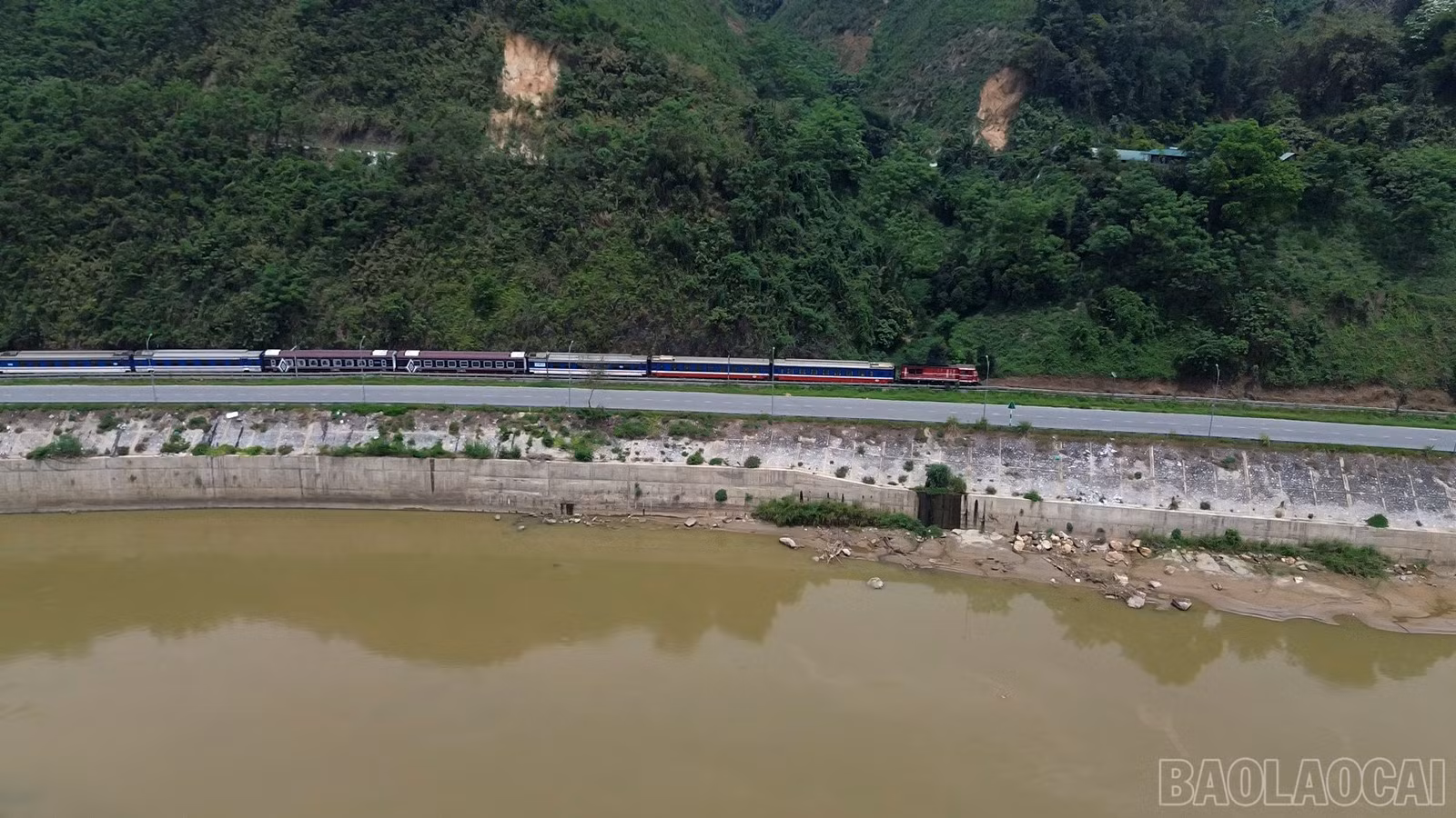 baolaocai-br_dji-0647mp4-snapshot-0034047.jpg