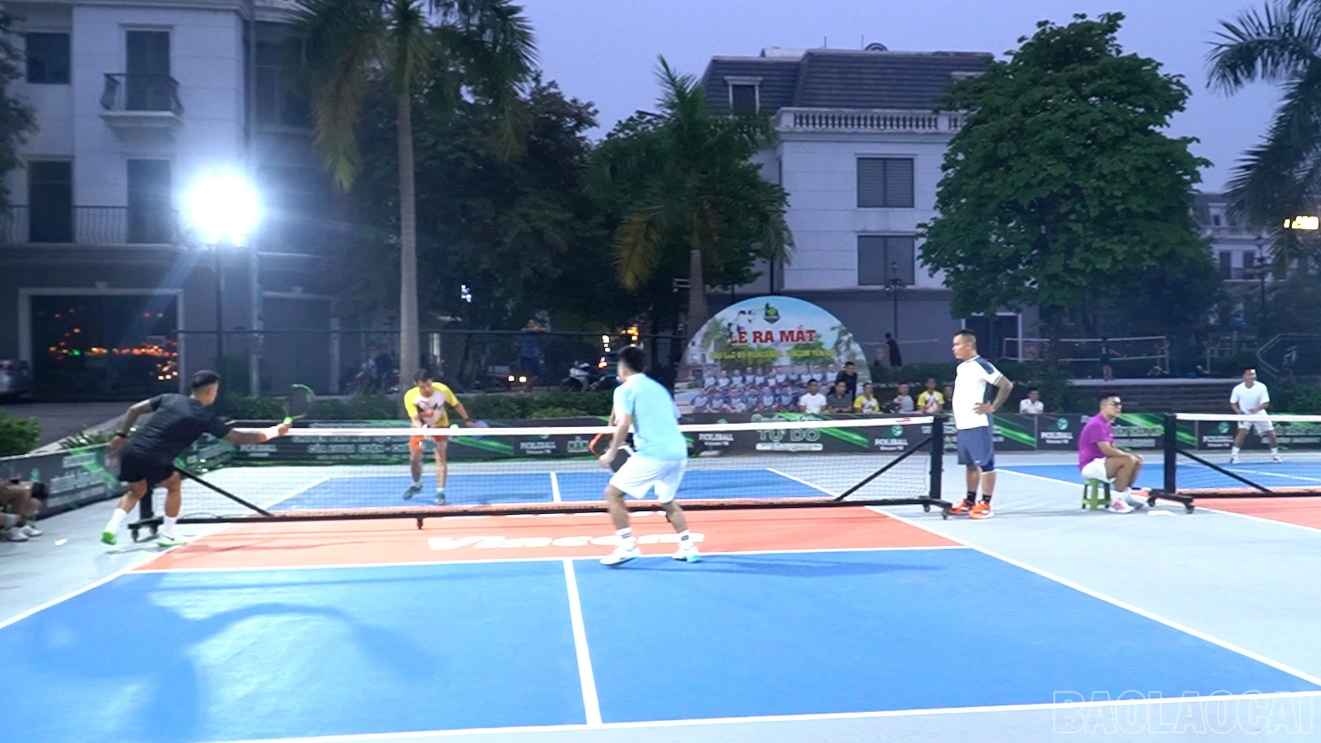 baolaocai-br_the-thao-quan-chung2.jpg