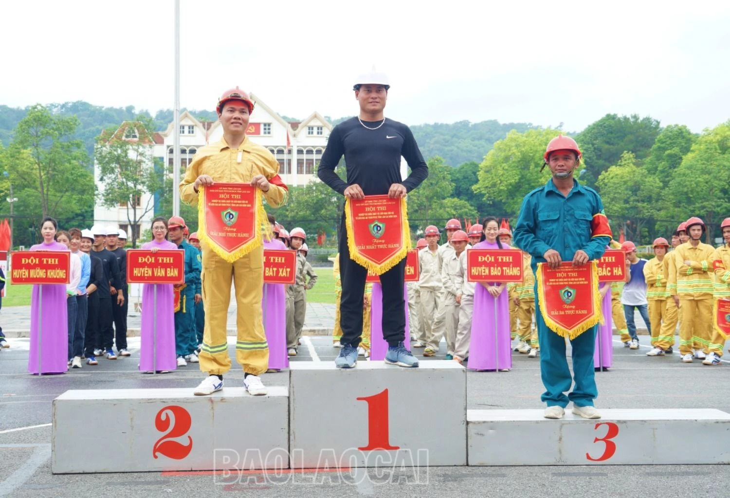 thuc hanh.JPG