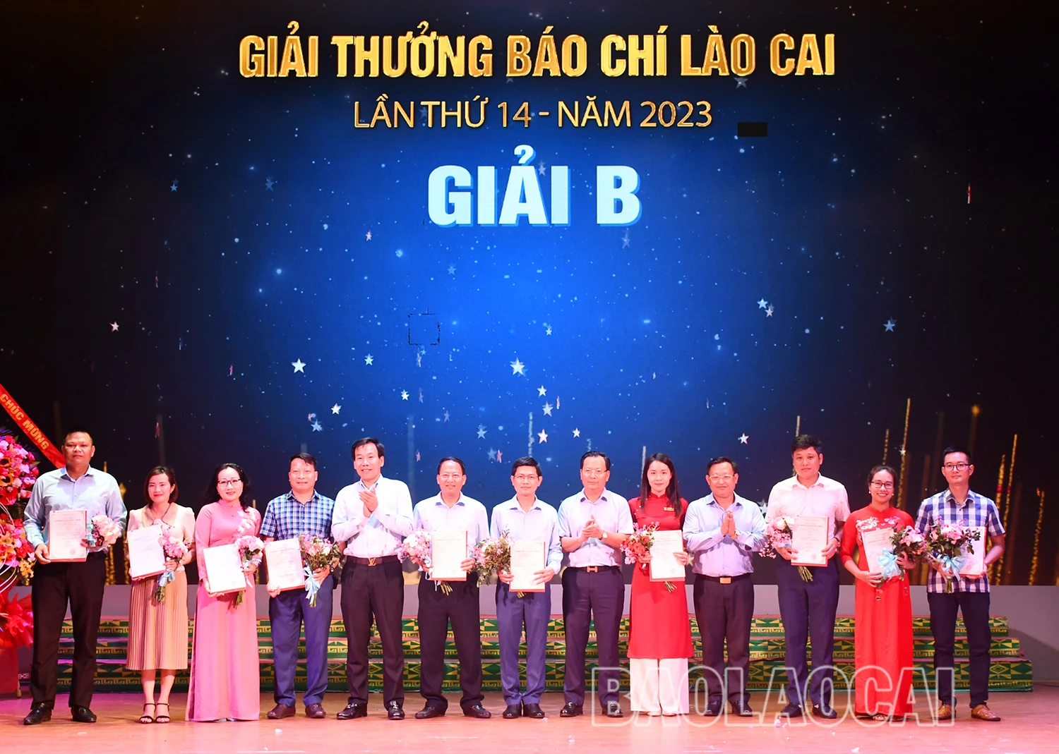 giai 2.jpg