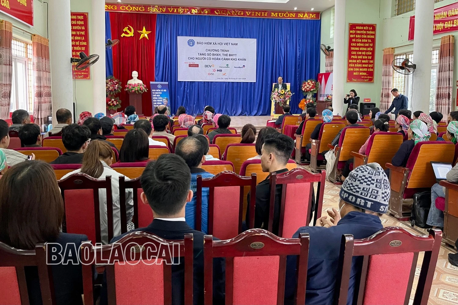 thiet-ke-chua-co-ten-7-6211.jpg