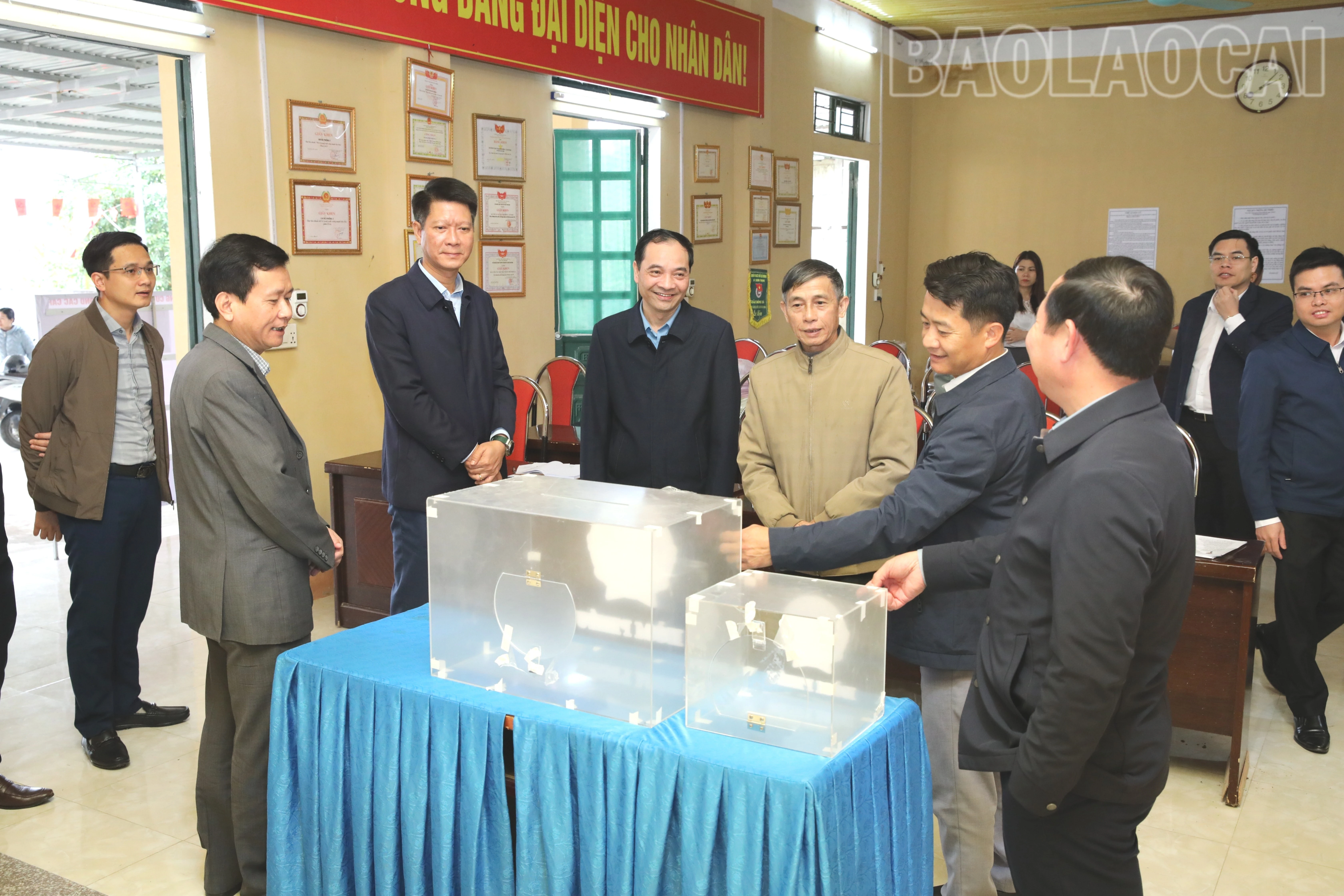 4y3a2475-3730.jpg