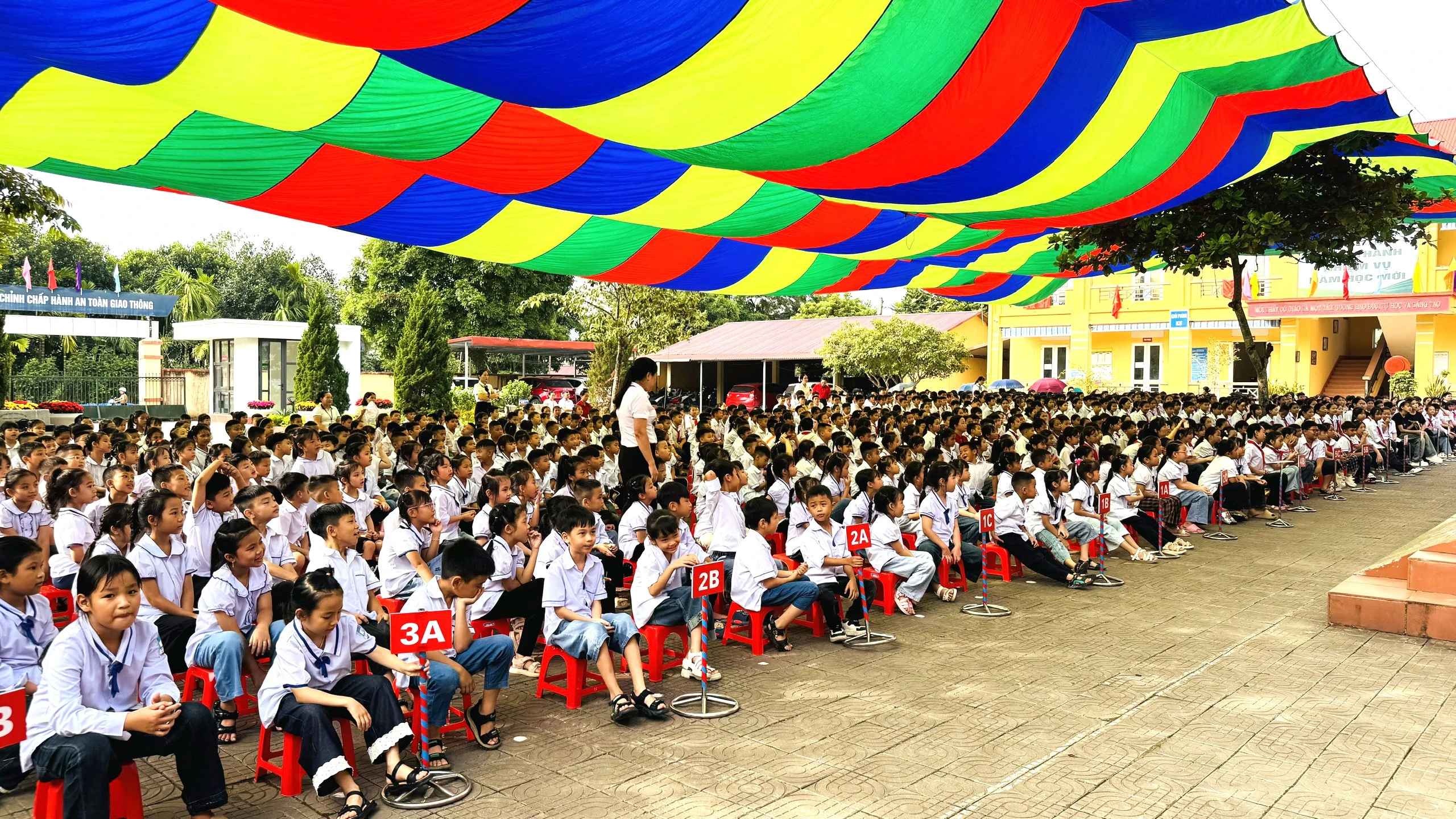 anh2-hs-5927.jpg