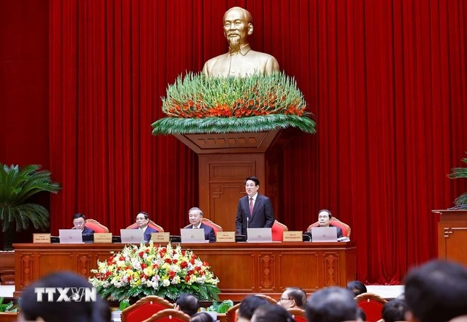 Ủy viên Bộ Chính trị, Chủ tịch nước Lương Cường phát biểu.