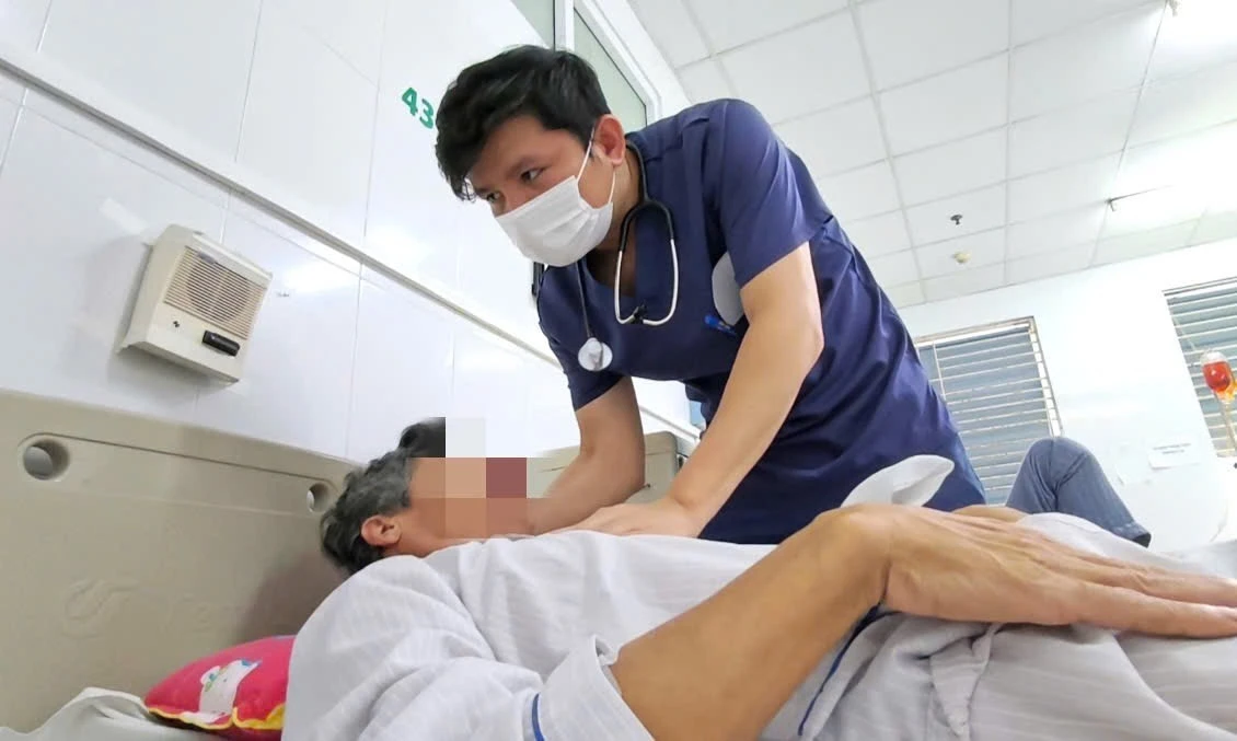 Bệnh nhân nhiễm liên cầu lợn điều trị tại BV Bệnh Nhiệt đới Trung ương.