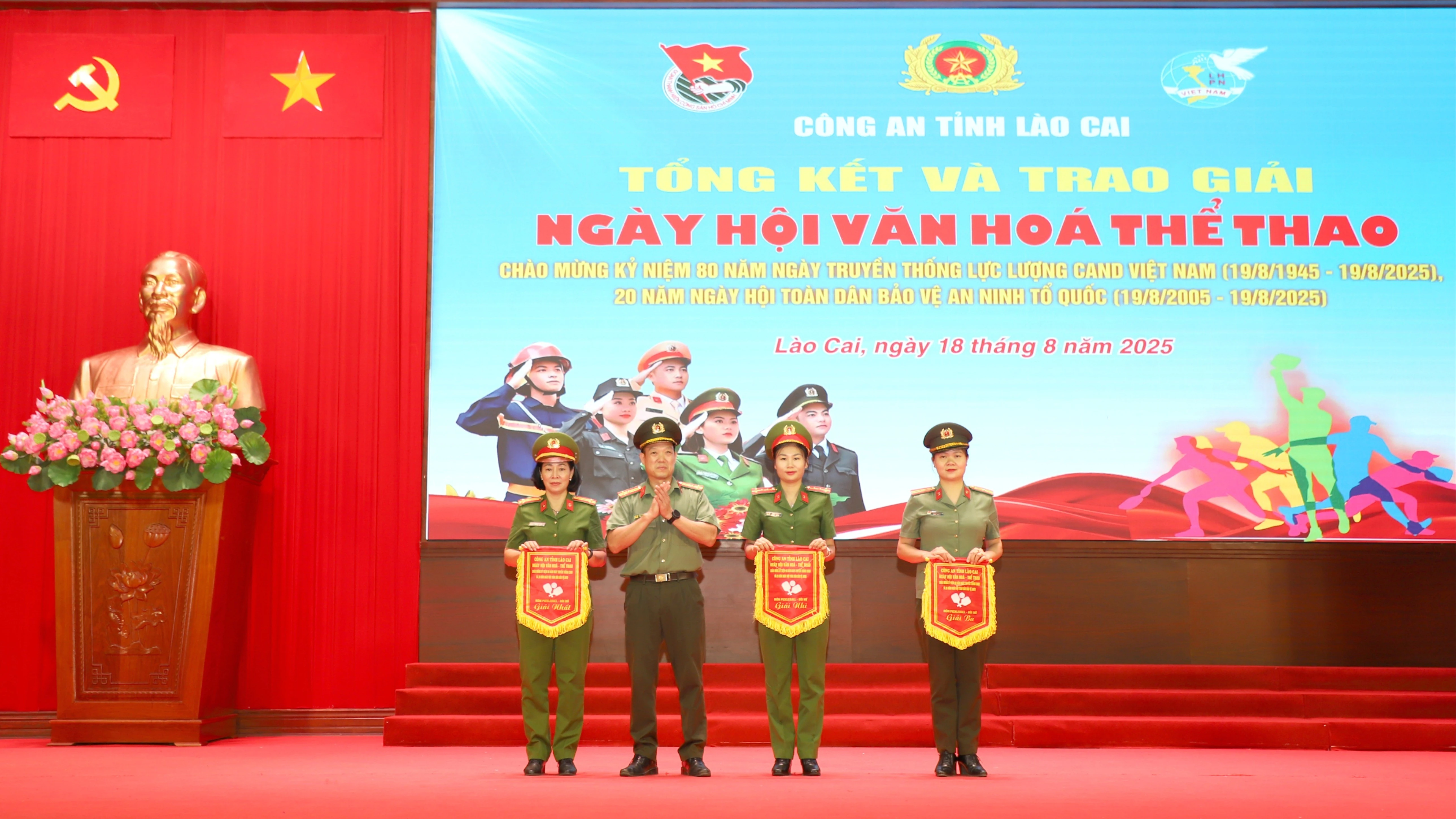 anh12-3370.jpg