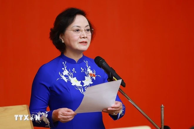 Bà Phạm Thị Thanh Trà, Phó Thủ tướng Chính phủ, thay mặt các Phó Thủ tướng được bổ nhiệm, phát biểu nhận nhiệm vụ.