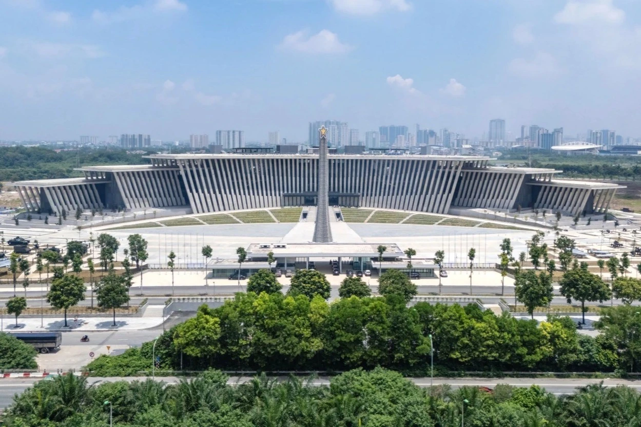 Bảo tàng Lịch sử Quân sự Việt Nam nhìn từ trên cao.