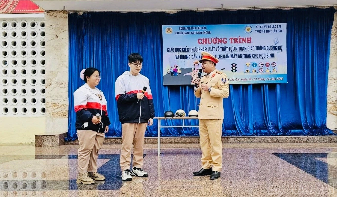 baolaocai-br-tuyentruyen-1.jpg