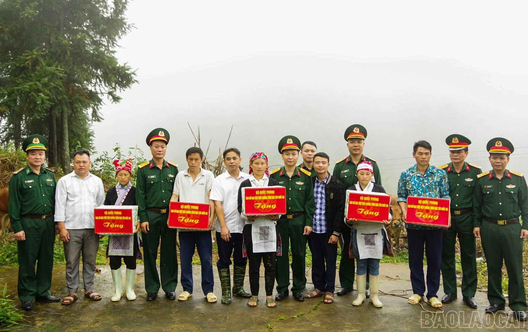 baolaocai-br_traoquandan2.jpg