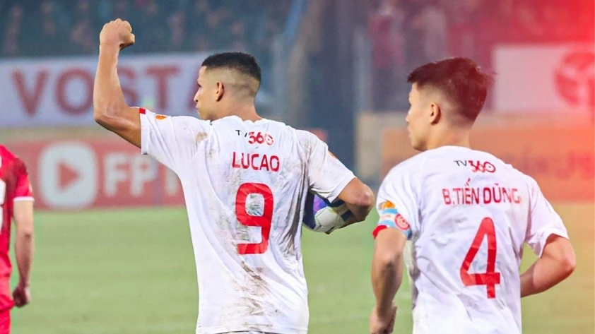 Lucao mang về bàn gỡ quan trọng để đưa trận đấu vào loạt sút luân lưu.