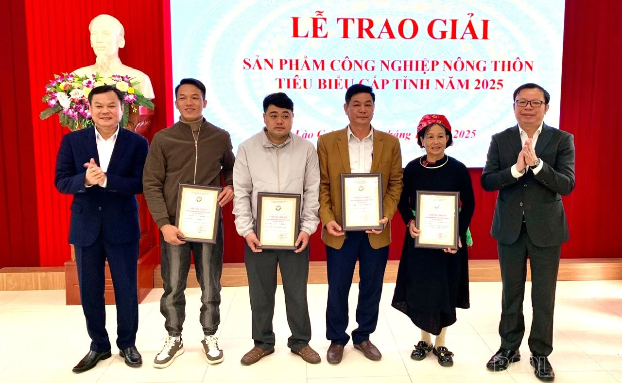 baolaocai-br_traogiai3.jpg