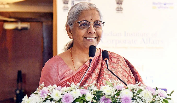 Bộ trưởng Tài chính Ấn Độ Nirmala Sitharaman tuyên bố chính sách dầu mỏ của New Delhi được thúc đẩy bởi nhu cầu kinh tế trong nước.