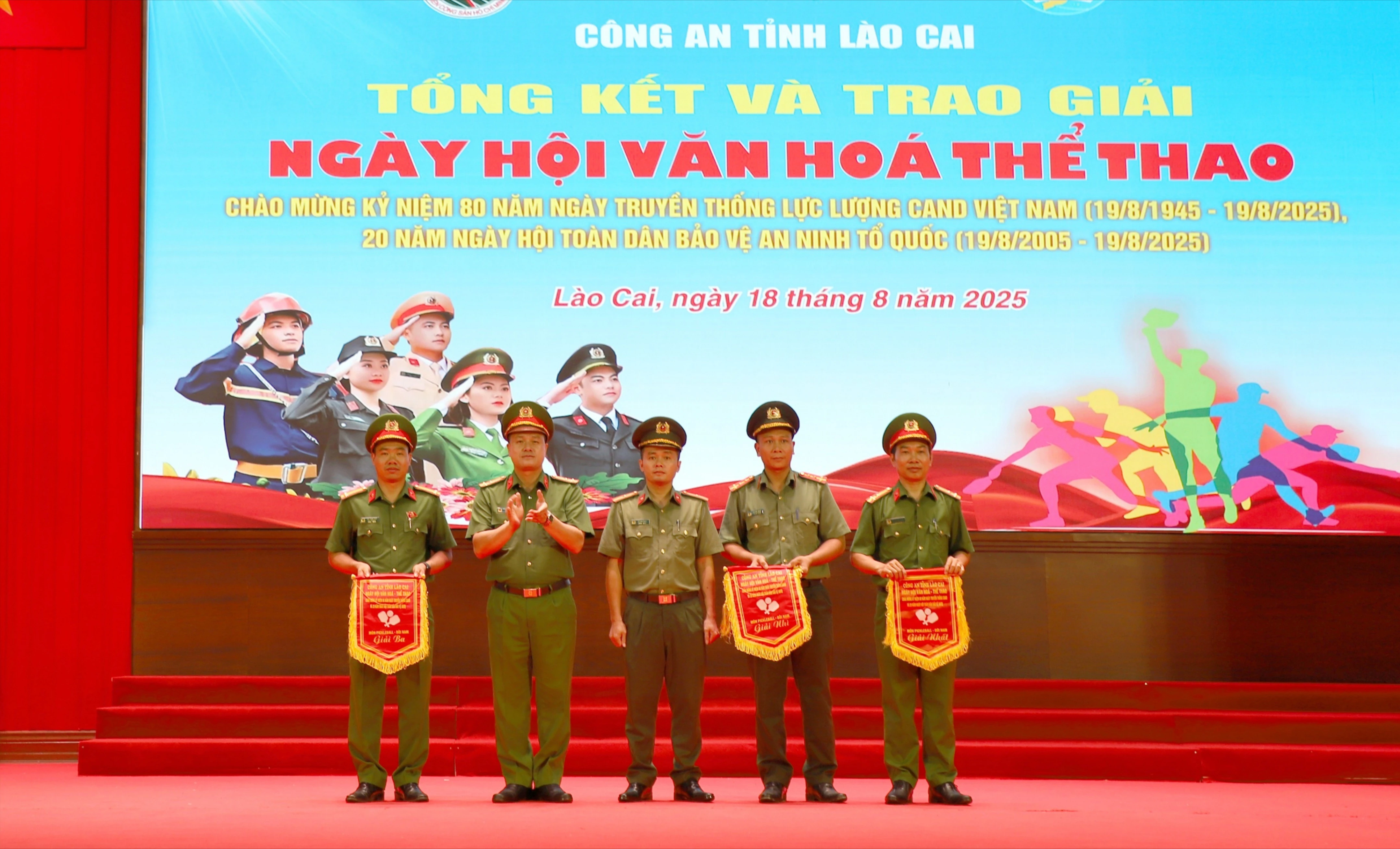 anh11-1127.jpg