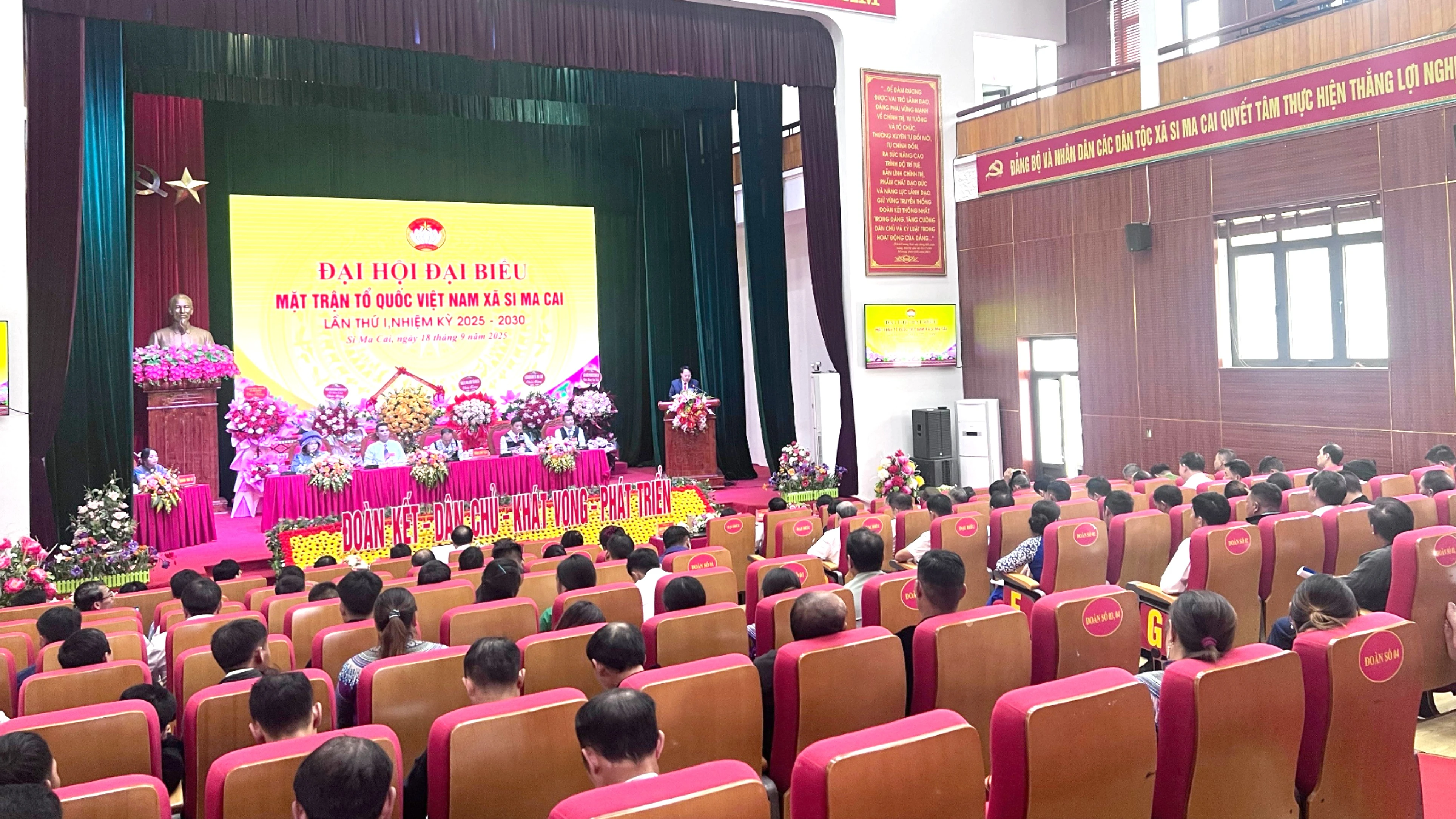 quangcanhlai.jpg