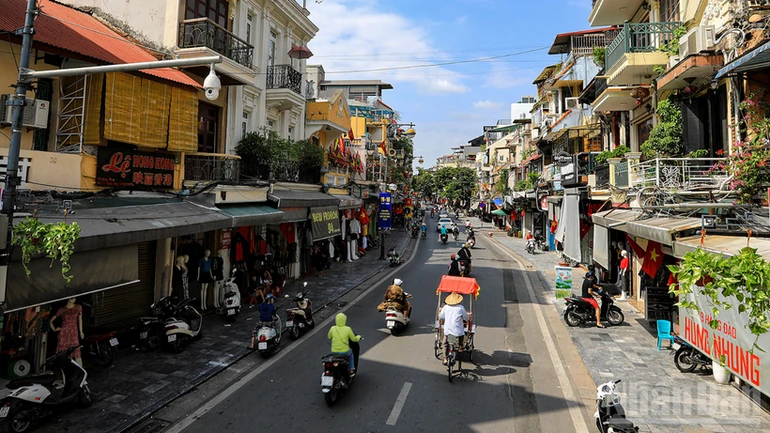 Tour tham quan “Triển lãm Thành tựu đất nước nhân dịp kỷ niệm 80 năm Ngày Quốc khánh” có thể kết hợp tham quan phố cổ Hà Nội.